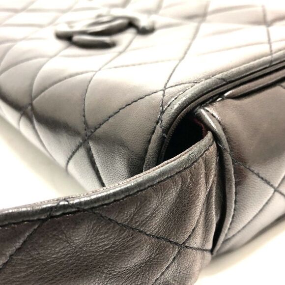 Pre Loved chanel Women Black Shoulder Bags - Picture 7 of 8